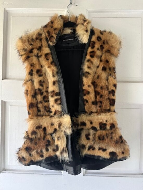 Jad Ghandour Jackets & Blazers - Designer Jad Ghandour Fur & Leather Statement Vest – Leopard Print